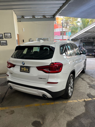 BMW X3 2.0 sDrive20iA At