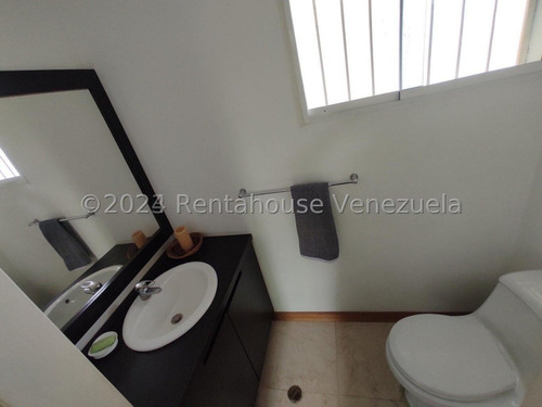 Ss: Vende Casa 24-24255 En El Marques De 333 M2, 4h/5b/4pe