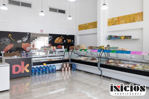 Local: Chiozza N° 1853 - San Bernardo - C960