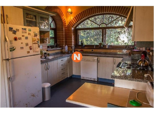 Casa En Venta, Mansa, Punta Del Este, 4 Dormitorios.- Ref: 209481