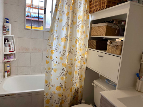 Vendo Amplia Casa Metro El Sol Maipu (104250)