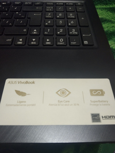 Notebook Asus Vivobook X543u-dm3470t I3-7ta 12gb Ram Y 120ss (Usado)