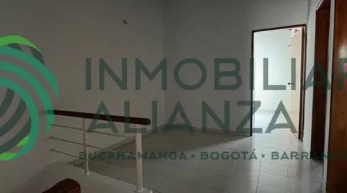 Casa En Venta En Versalles I. Cod V61639
