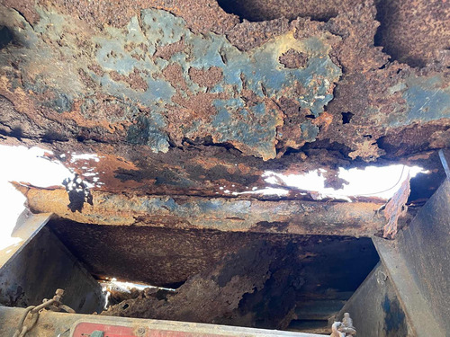 Imagem 7 de 7 de Caçamba Basculante 5m³ Toco 1 Pistão Assoalho Fraco