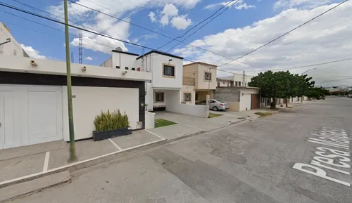 Casa En Venta !! Propiedad En Remate Ya Adjudicada¡¡- Presa Malpaso 258, Leandro Rovirosa Wade, 27120 Torreón, Coah., México
