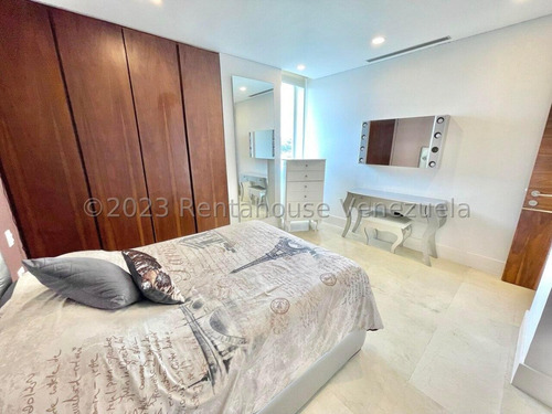 #24-28038 Espectacular Apartamento En Mirador De Los Campitos I