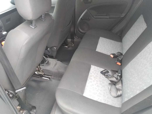 Imagem 10 de 10 de Ford Fiesta Sedan 2014 1.0 Rocam Se Plus Flex 4p