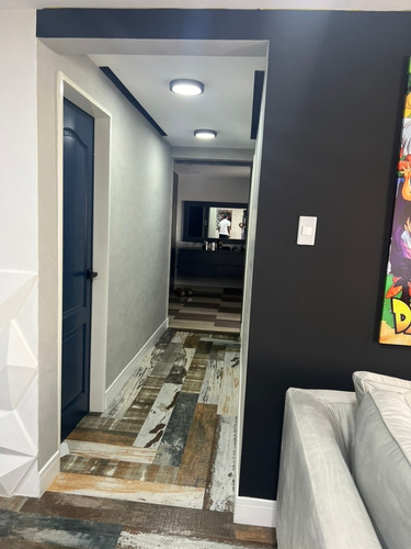 Apartamento Exquisitamente Remodelado, Cerca De Farmatodo De Las Minas