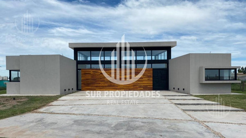 Casa - 5amb- Estilo Minimalista - Una Planta- Pileta - Fincas Del Alba - Canning