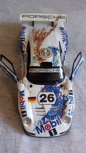 Imagem 3 de 9 de Porsche Gt1 Ut Model 1/18