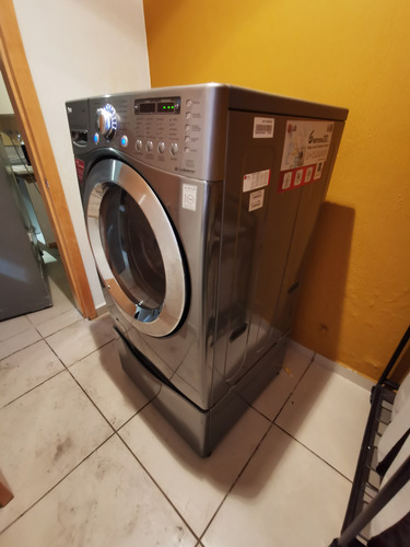 Lavasecadora Automática LG Invertr Hasta 18kg 127v (Usado)