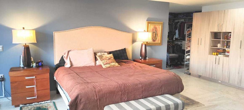 Departamento En Venta El Refugio 3 Rec Alberca Privada 250m2