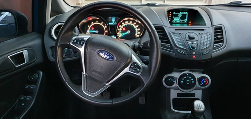Ford Fiesta Kinetic Design 1.6 Se 120cv 2015