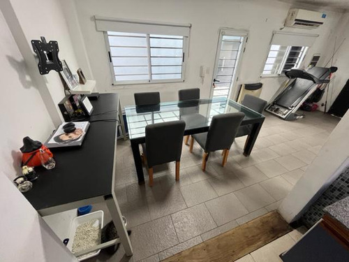 Casa Con Piscina Y Hermoso Parque