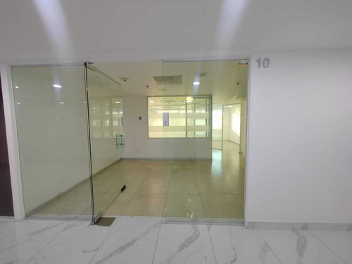 Oficina Torre Wtc, 40 M2 Nivel 10