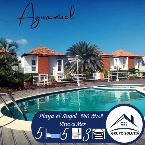 Imagen 1 de 16 de En Venta Town House Playa El Angel. Playa Moreno. Pampatar.