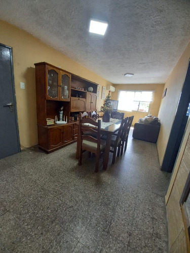 Ref 1506) ** V - Impecable Apartamento Para La Venta De 3 Dormitorios, Sobre Linda Avenida Manuel De Rodriguez, Casi Enfrente A La Terminal De Omnibus En San José