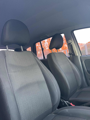 Imagen 14 de 23 de Volkswagen Suran 2019 1.6 Comfortline 101cv