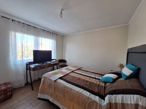 Excelente Casa Remodelada, En Condominio De Linderos