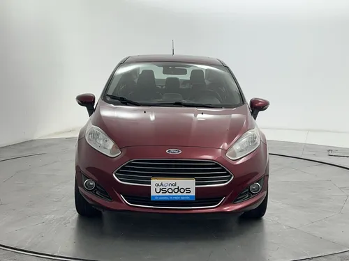 Ford Fiesta TITANIUM 1.6 AUT