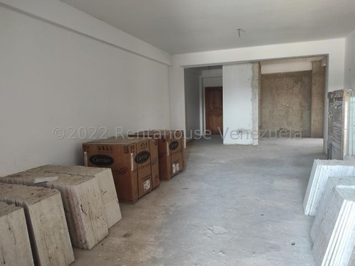 Imagen 12 de 30 de Apartamento Obra Gris Resd. Reina Victoria La Arboleda (piscina Y Planta Eléctrica) 22-22343 Ejc 0424-3439046