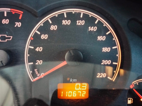 Imagen 11 de 12 de Chevrolet Meriva 1.8 Gl Plus 2012