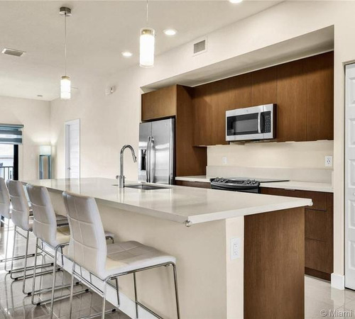 Imagen 1 de 28 de Departamento 3 Dormitorios 2 Baños 110 M2 En Miami