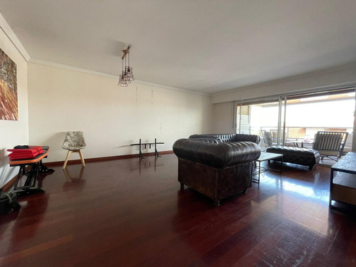 Venta De Departamento De 4 Ambientes, 3 Dormitorios En Martinez