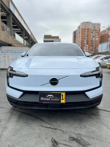 Volvo EX30 EXTENDED RANGE PLUS
