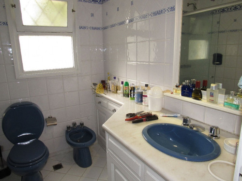 Playa Mansa, Buena Construcción, Se Vende Con Renta - Ref: 3096