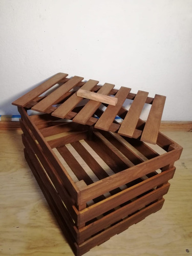 Huacal De Madera Con Tapa Acabado Fino Color Nogal
