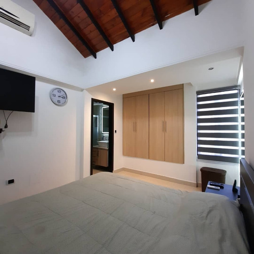 Imagen 10 de 19 de Yosmar & Fernando Venden Vende Townhouse En Tazajal. Al - 086 Solo Clientes