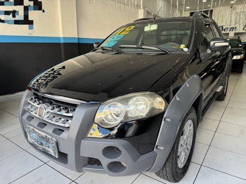 Fiat Strada 1.8 16v Adventure Cab. Dupla Flex 2p
