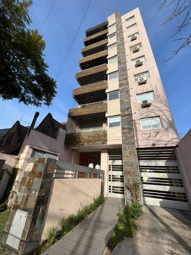Imagen 1 de 17 de Hermoso Departamento 3 Ambientes Con Cochera