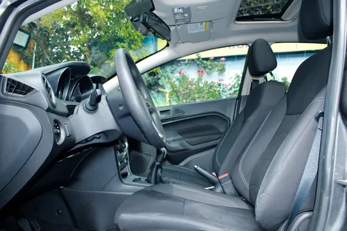 Ford Fiesta 1.6 Sportback Se Mecánico