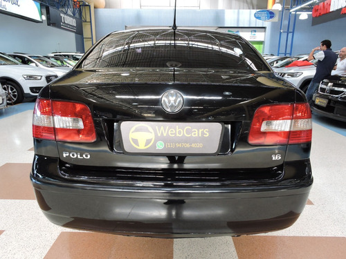 Volkswagen Polo Sedan 1.6 Mi 8v Flex 4p Manual