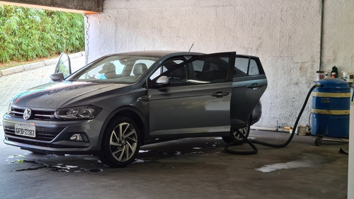 Volkswagen Virtus 2018 1.0 Highline 200 Tsi Aut. 4p