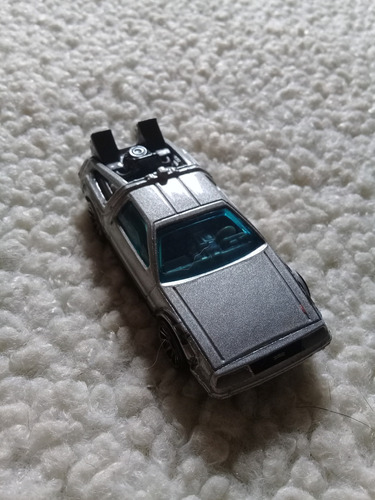 Back To The Future Time Machine - Hot Wheels 2011