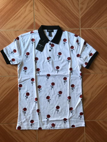 Polo Estampado De Rosas