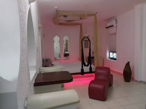 Imagen 4 de 11 de Frances Mijares Vende Infraestructura Hotelera En Barcelona Anzoategui Cód 161199