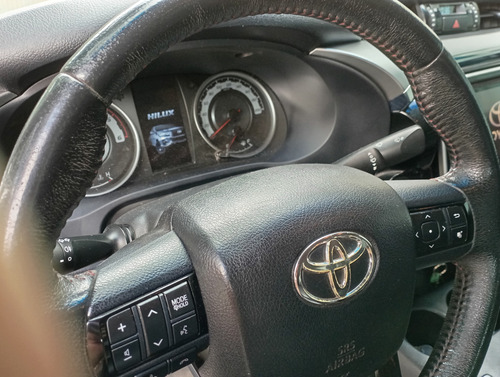 Toyota Hilux 2.8 Tdi Srv Cab. Dupla 4x4 Aut. 4p
