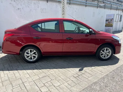 Nissan V-Drive 1.6 Mt A/C Audio
