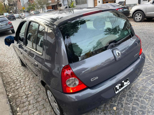 Imagen 6 de 25 de Renault Clio 2012 1.2 Authentique Pack I 75cv