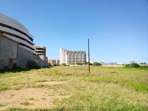 Imagen 12 de 30 de En Venta El Complejo Hotelero Marina Bay Hotel Y Casino Del Sol, En La Isla De Margarita. Inf. Ma. Fda. Varela 0424-1045413