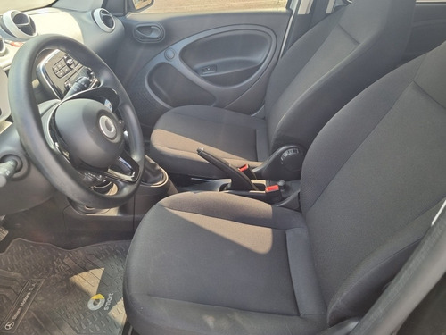 Imagen 8 de 12 de Smart Forfour 2017 1.0 City