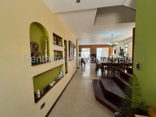 Estupenda Casa En Venta Con Inmejorable Ubicación Alto Hatillo
