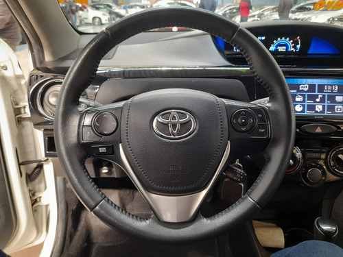 Imagem 4 de 20 de Toyota Etios 1.5 Platinum Sedan 16v 2018
