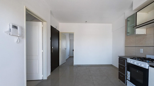 Venta Departamento 2 Ambientes Con Balcòn Terraza,flores. Apto Crèdito !!!