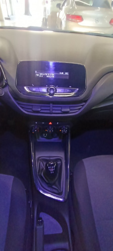 Imagen 12 de 14 de Chevrolet Onix Ls