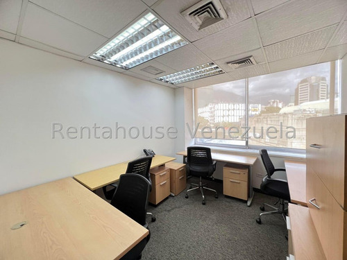 Vendo Hermosa Y Funcional Oficina El Rosal !!! Piso Completo, Totalmente Remodelada , Con 14 CubĂculos !!!! Verla Es Comprarla ..!!!